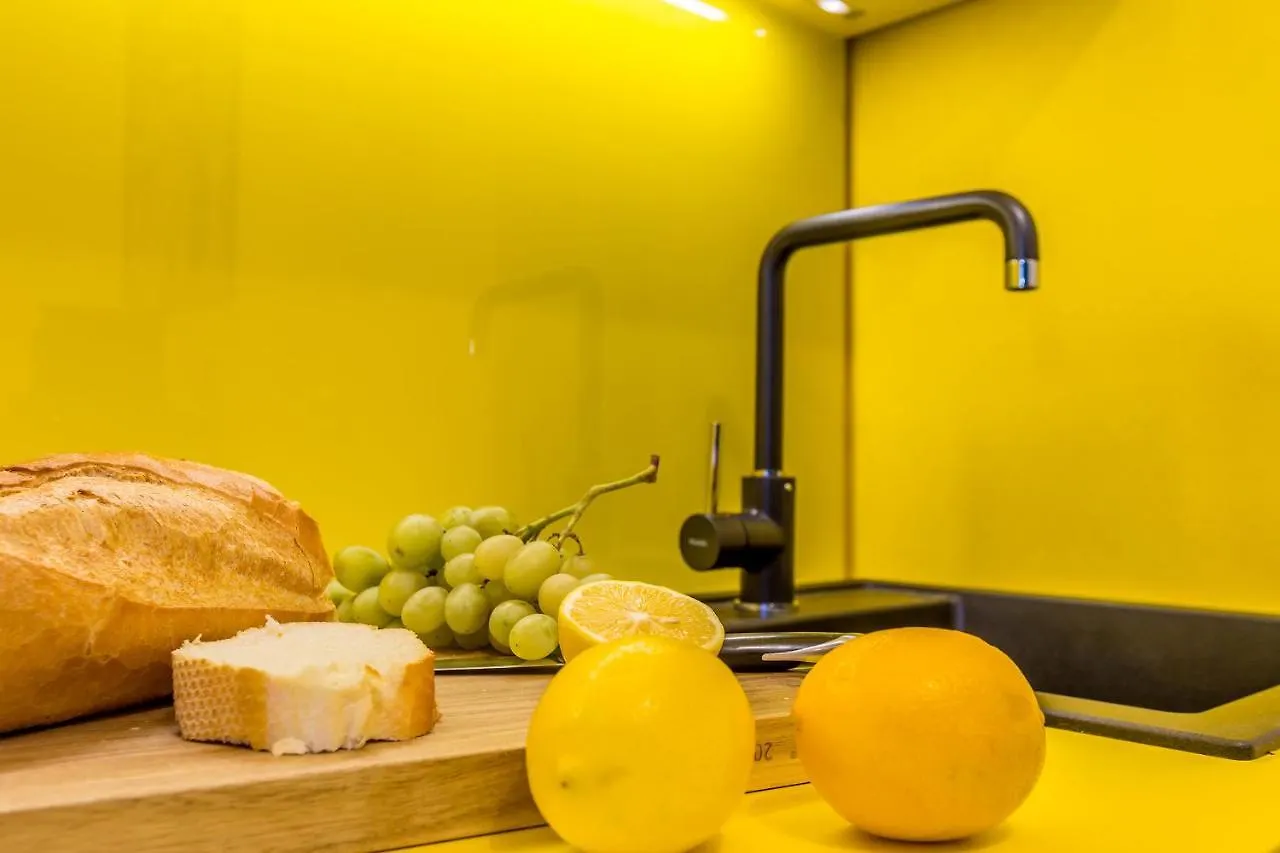 Colibri-Design&Beach Appartement Mit 40M2 Terrasse Und 2 Sups 프예스차나 우발라 0*,  크로아티아