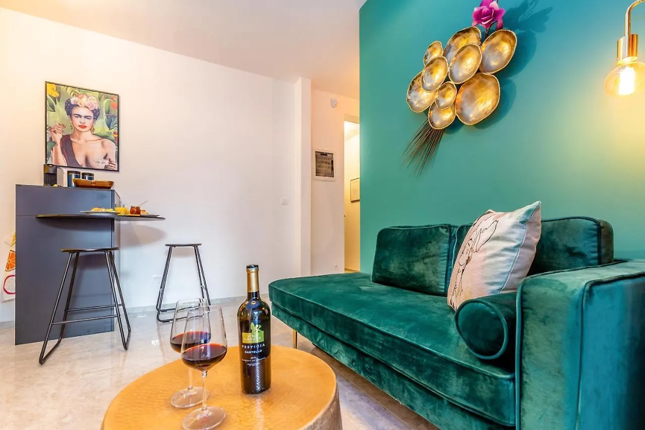Colibri-Design&Beach Appartement Mit 40M2 Terrasse Und 2 Sups Pjescana Uvala Croatia