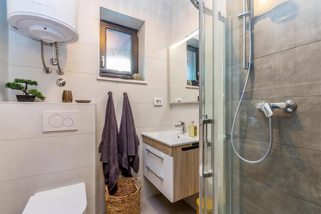 Colibri-Design&Beach Appartement Mit 40M2 Terrasse Und 2 Sups Pjescana Uvala 0*,  Chorvatsko